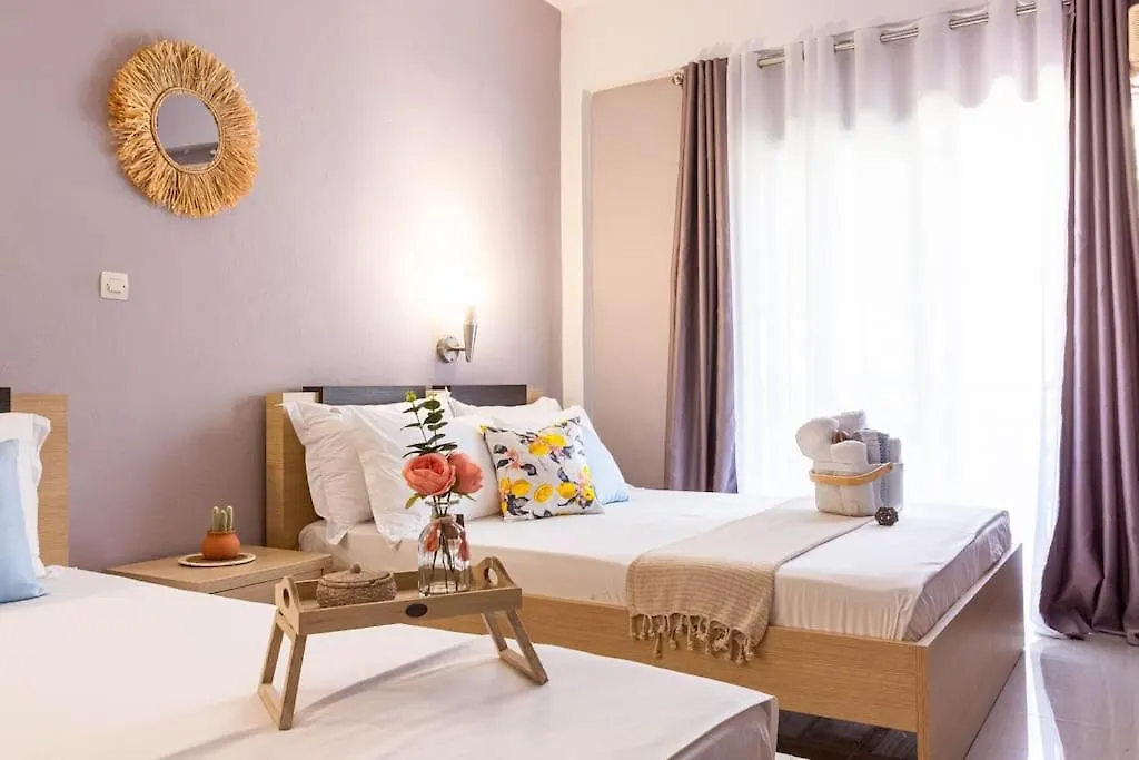 Potam'Sea Bliss 6 - Beach Front, Sun Beds & Parking ヒマラ