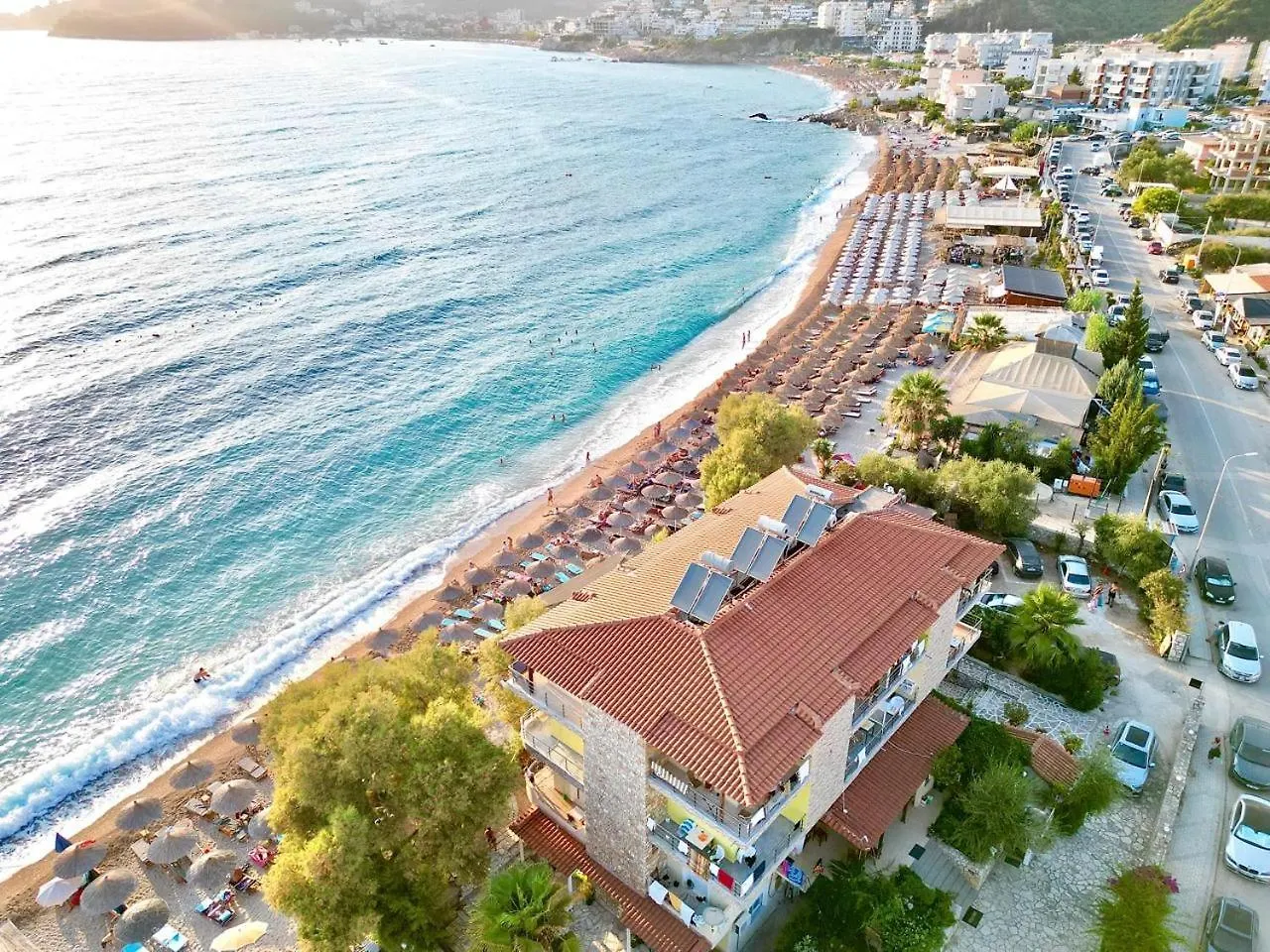 Potam'Sea Bliss 6 - Beach Front, Sun Beds & Parking ヒマラ